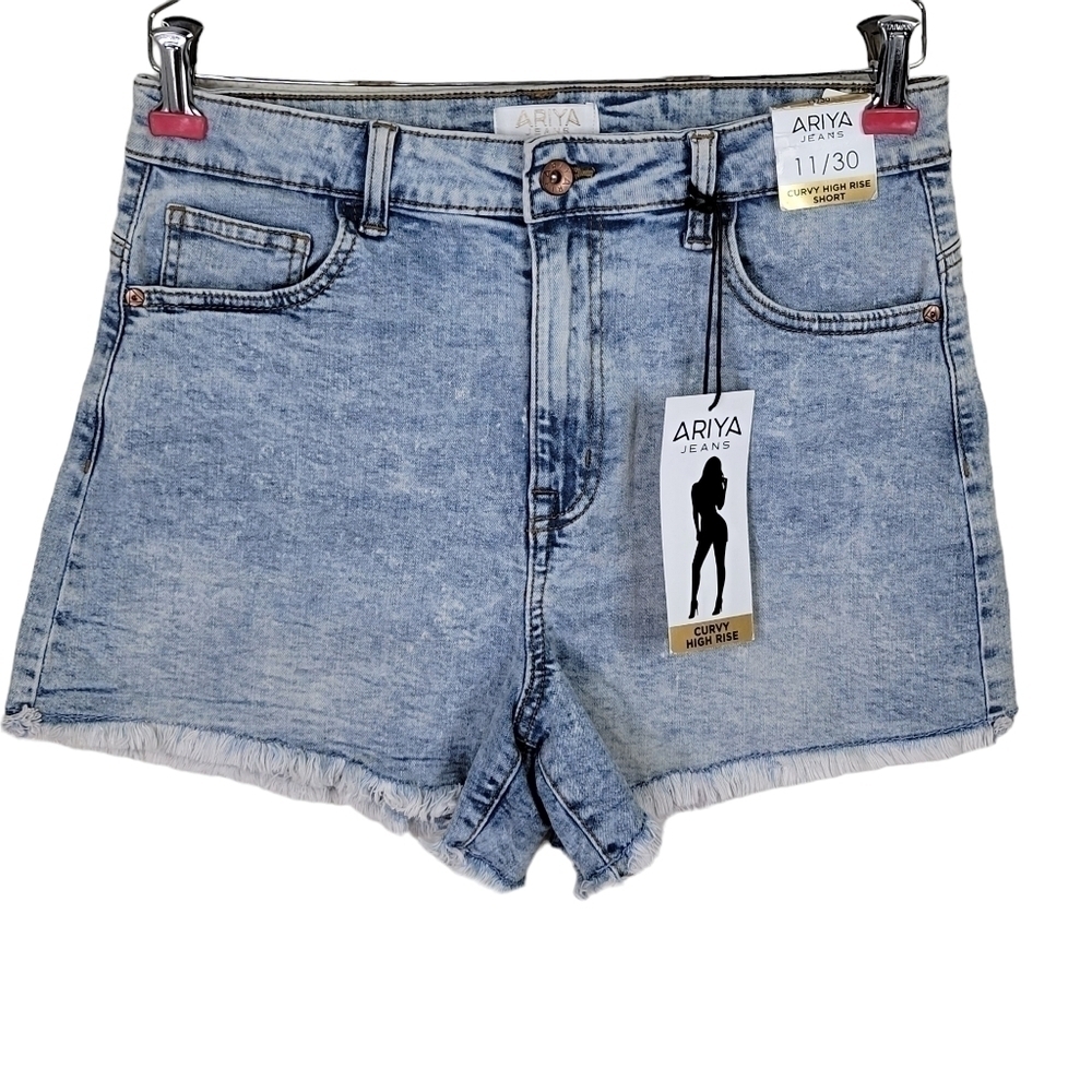 Ariya Jean Shorts Women Size 11/30 Curvy High Rise Raw Frayed Hem Denim New
